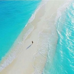 Natural walkway in the Maldives